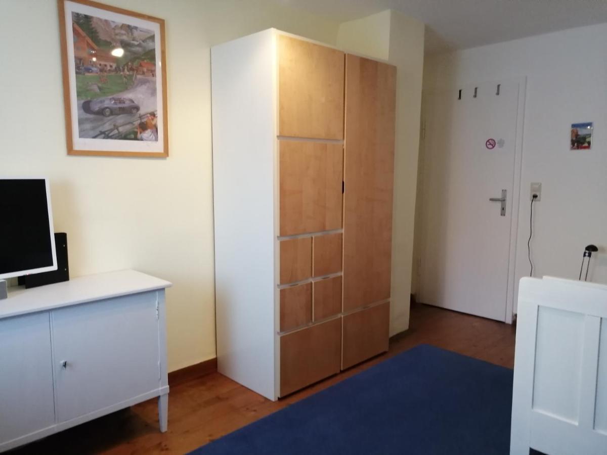 Apartment & Zimmer Familie Trescher テュービンゲン エクステリア 写真