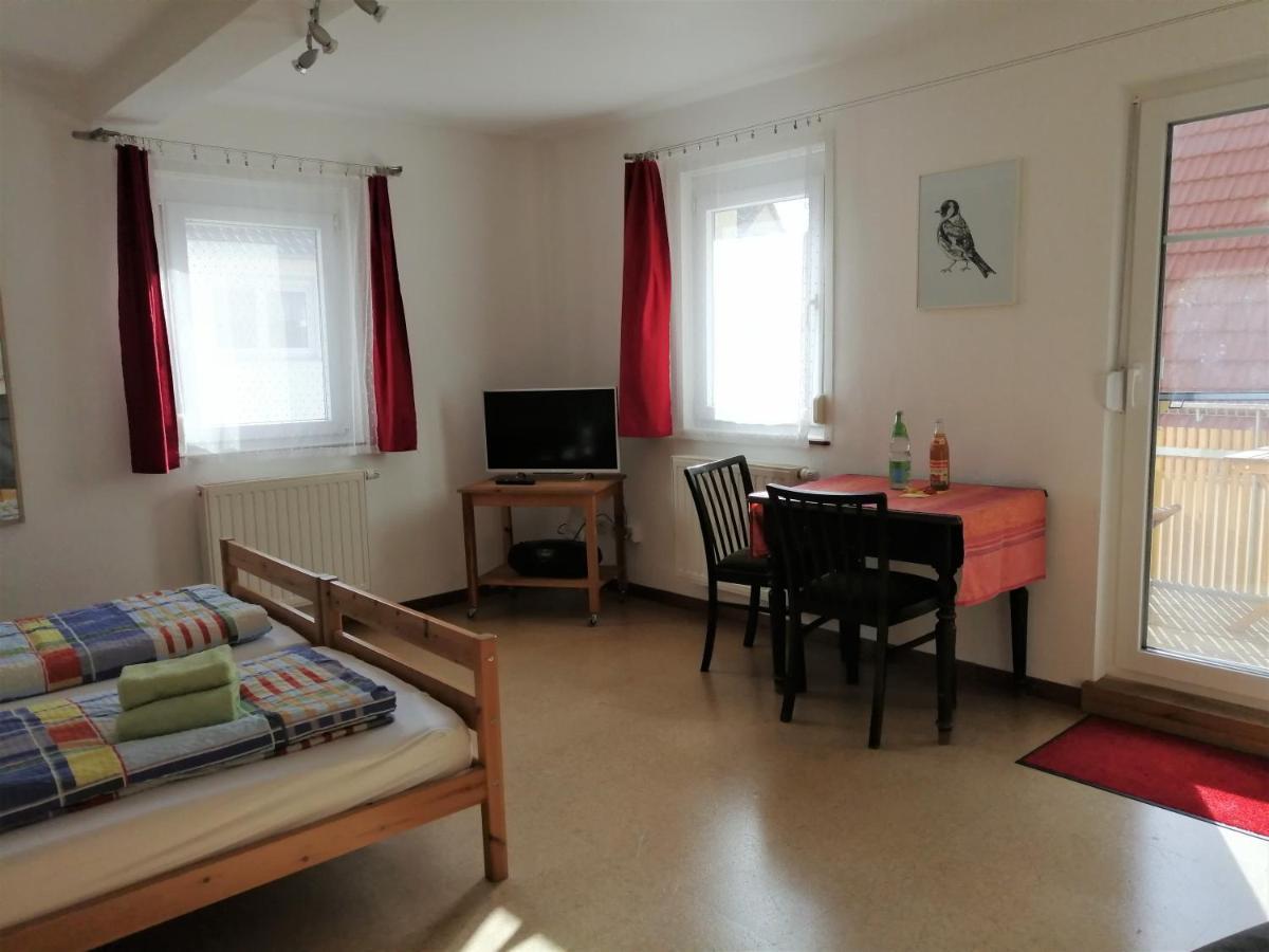Apartment & Zimmer Familie Trescher テュービンゲン エクステリア 写真